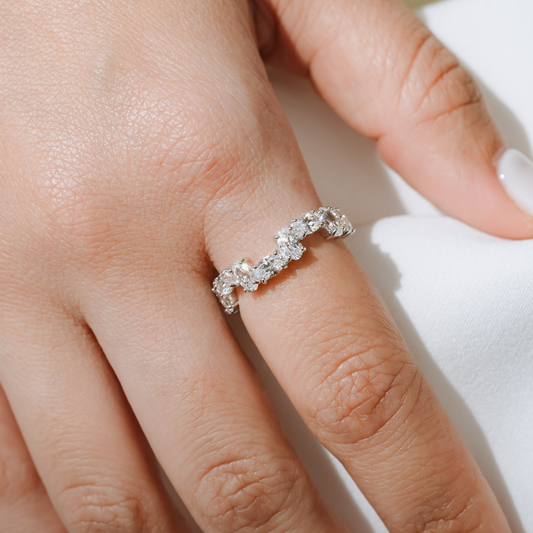 Glintz Olivia L Ring