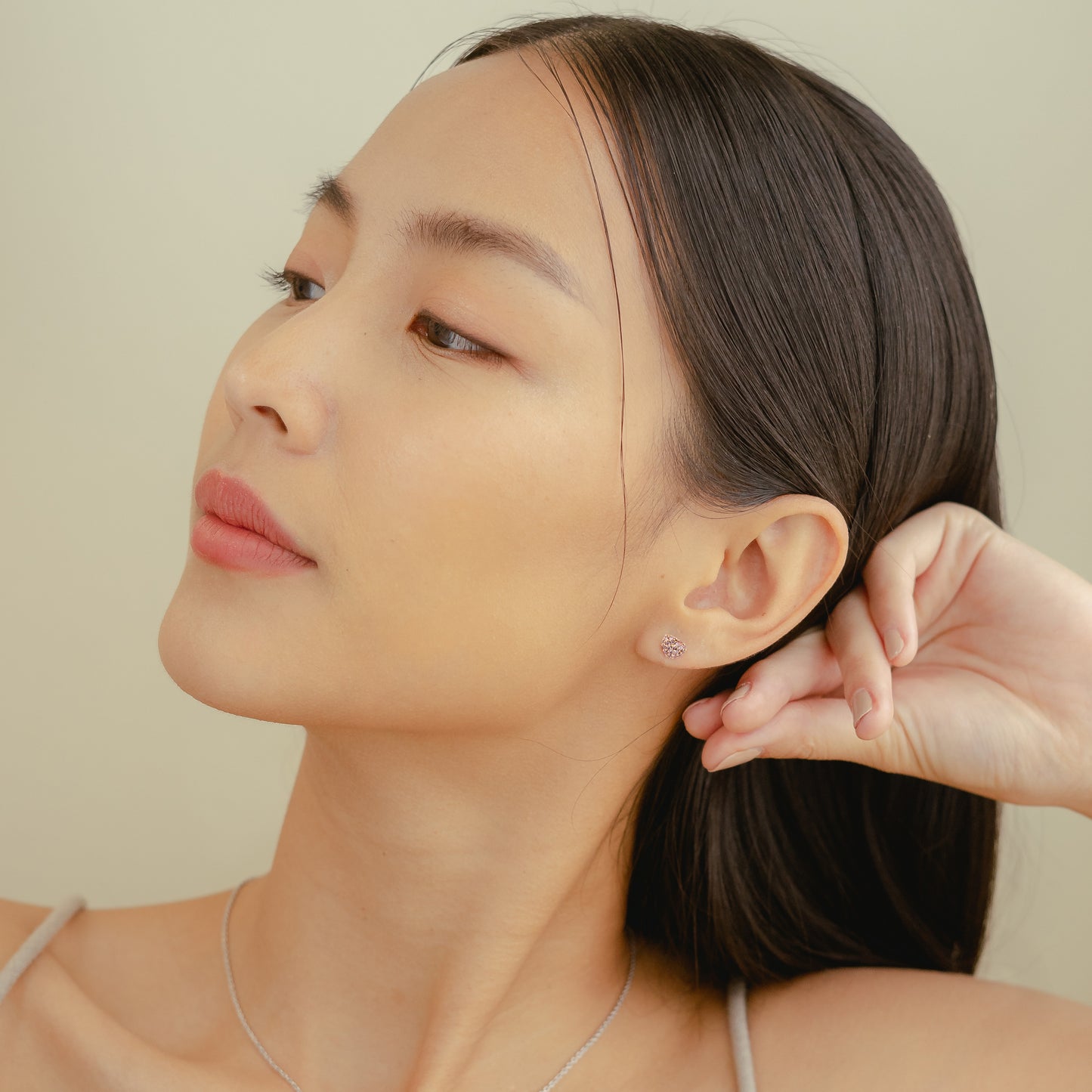 Glintz Love Lust Dainty Heart Stud Earrings in Pink