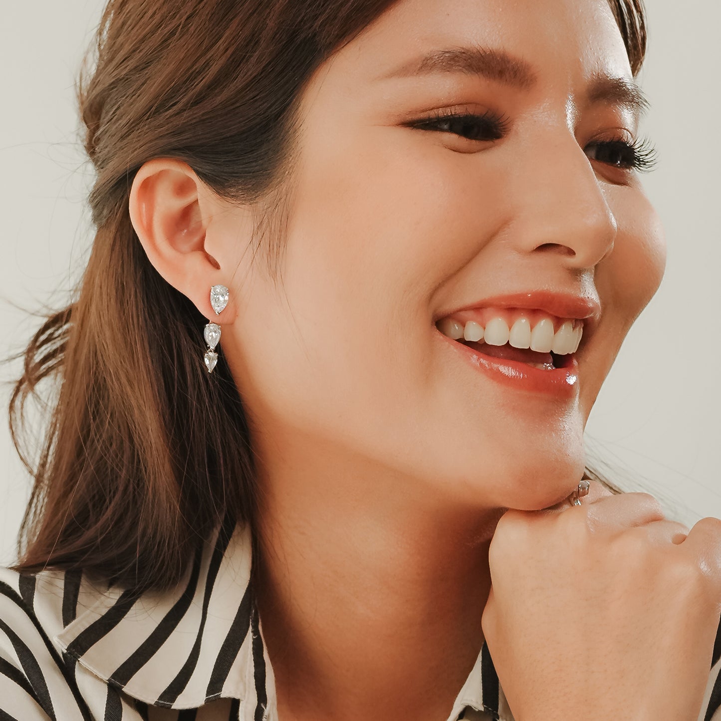 Glintz Bon Reve Dangling Earrings