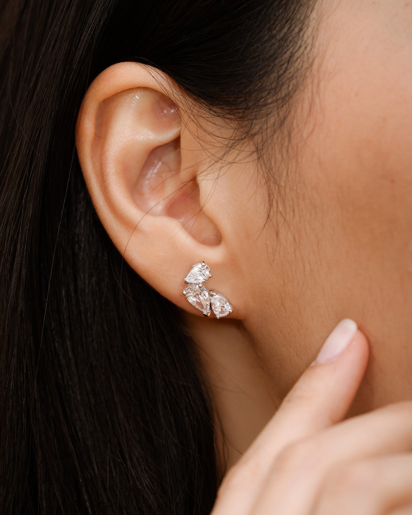 Glintz Lumen Long Earrings