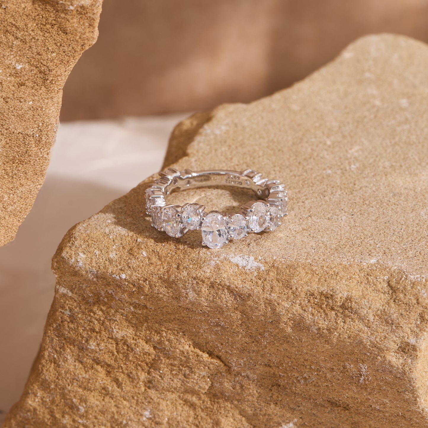 Glintz Opulent Reverie Ring