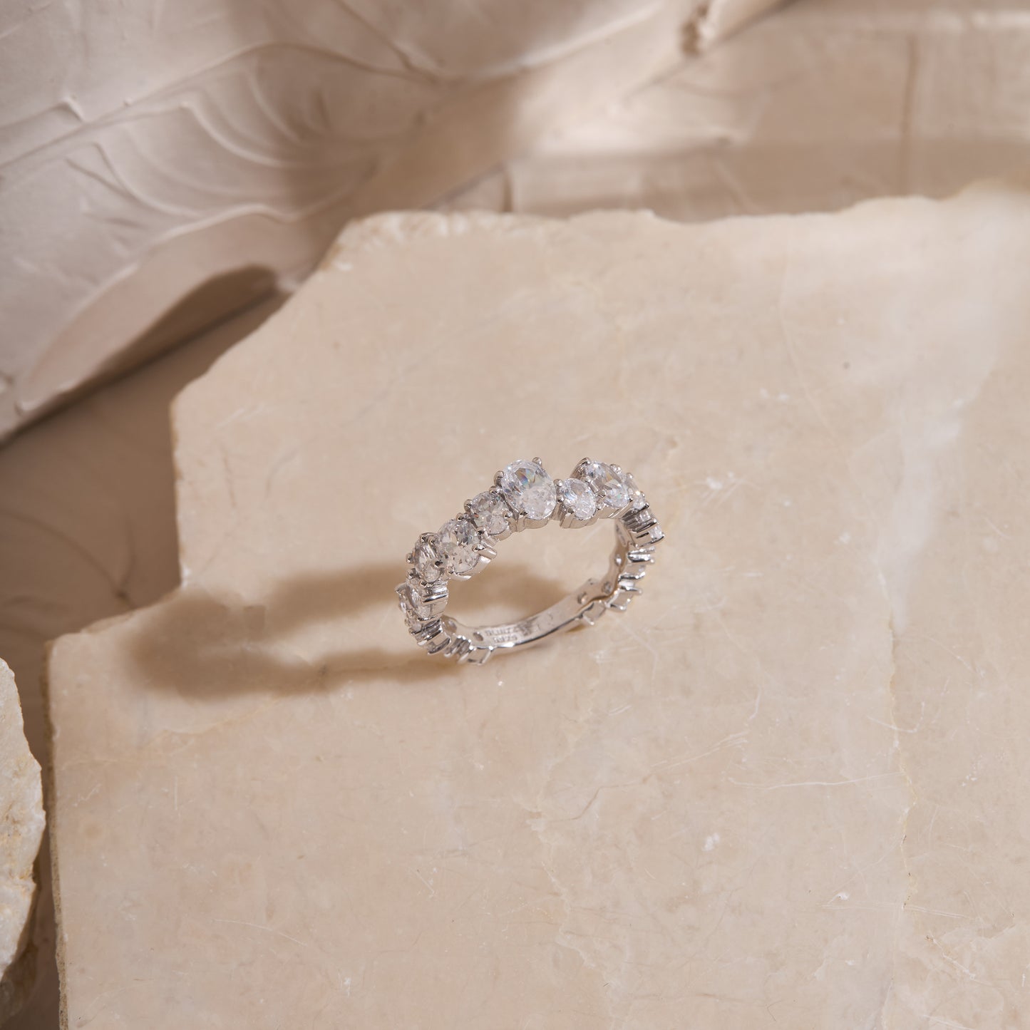 Glintz Opulent Reverie Ring
