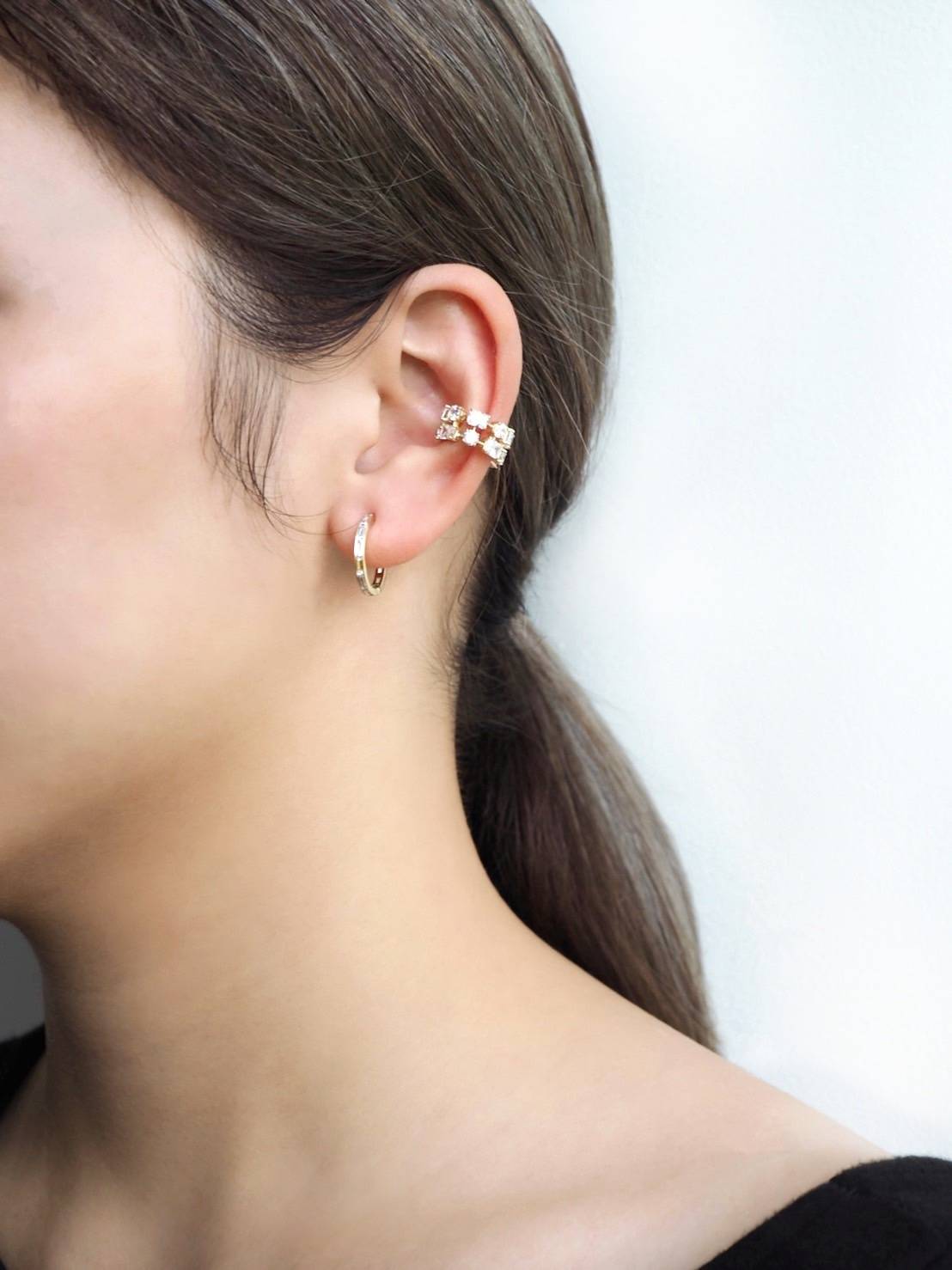 Glintz Ultra Basic Huggies Circlet in Baquette Earrings