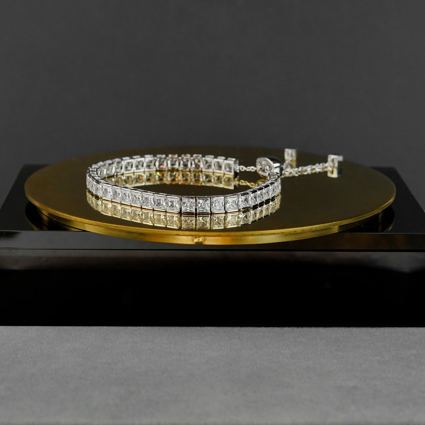 Glintz Stardust Shine Pull Bracelet Princess Cut