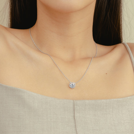 Glintz Classic Halo Setting Pendant&Necklace 12mm in WhiteCz.