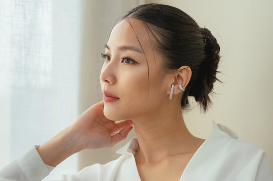 Glintz Return to Romance Earcuff