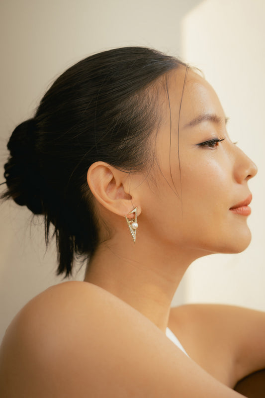 Glintz Dazzling Pearl V Earrings