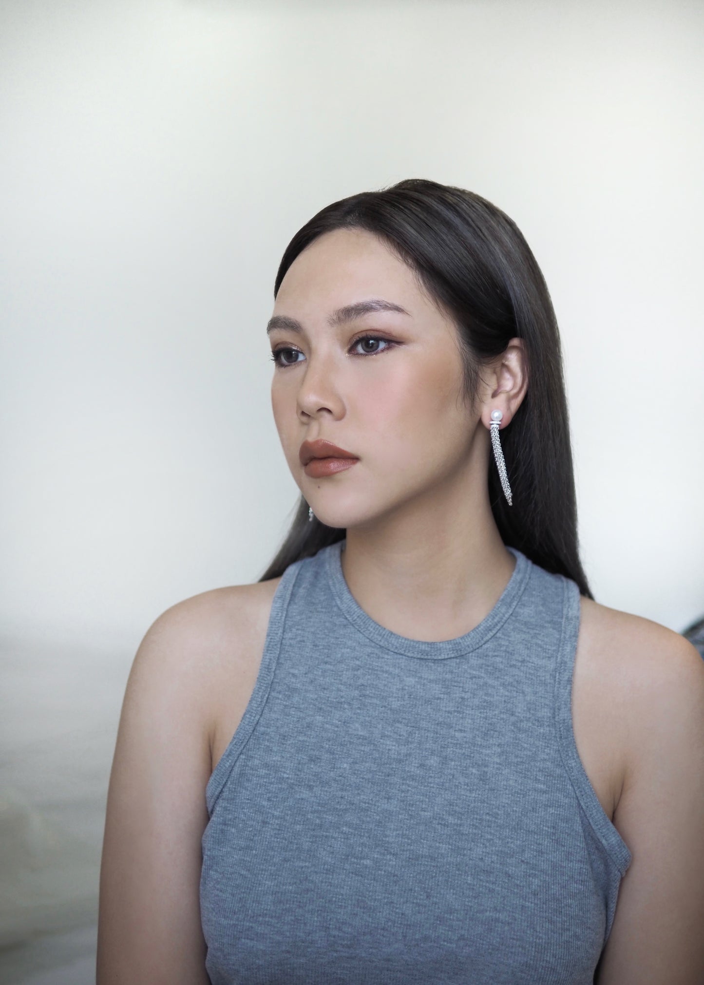 Glintz Iredescent Falling Pearl Earrings