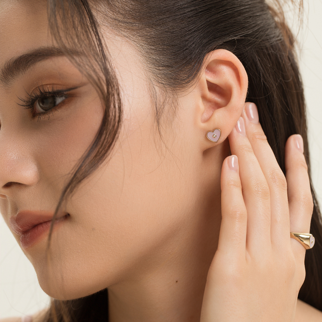 Glintz Pearlescent Heart Earrings