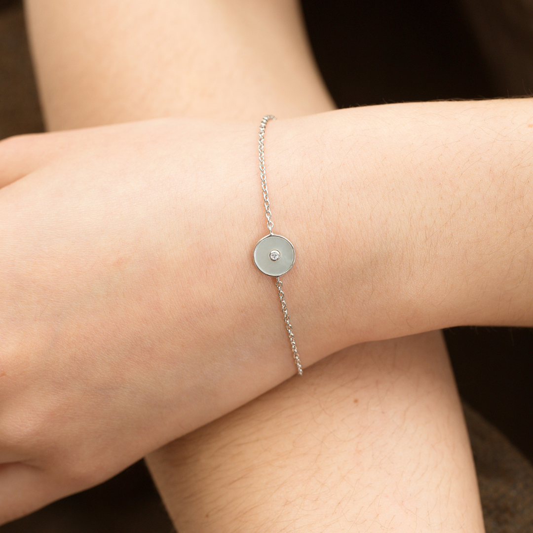 Glintz Pearlescent Round Bracelet