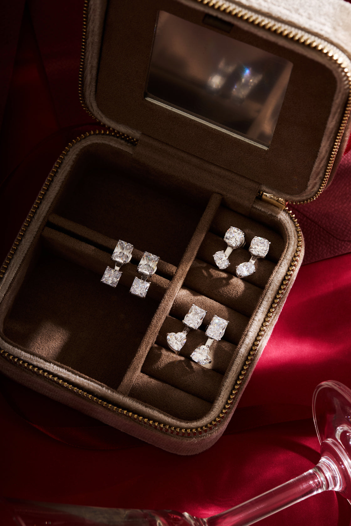 Glintz Toi Et Moi Love Earrings