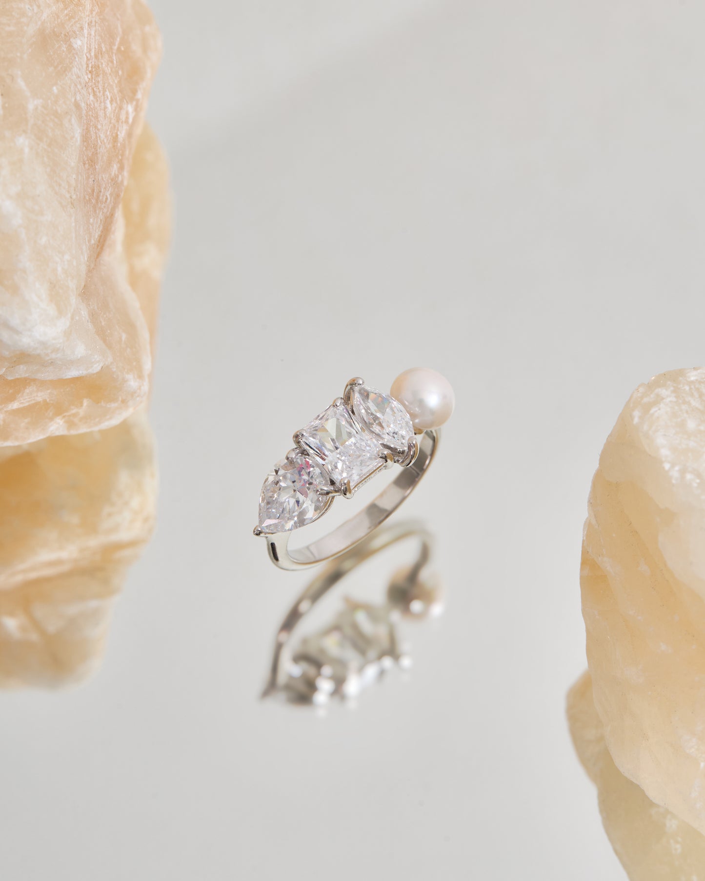 Glintz Celestial Ring