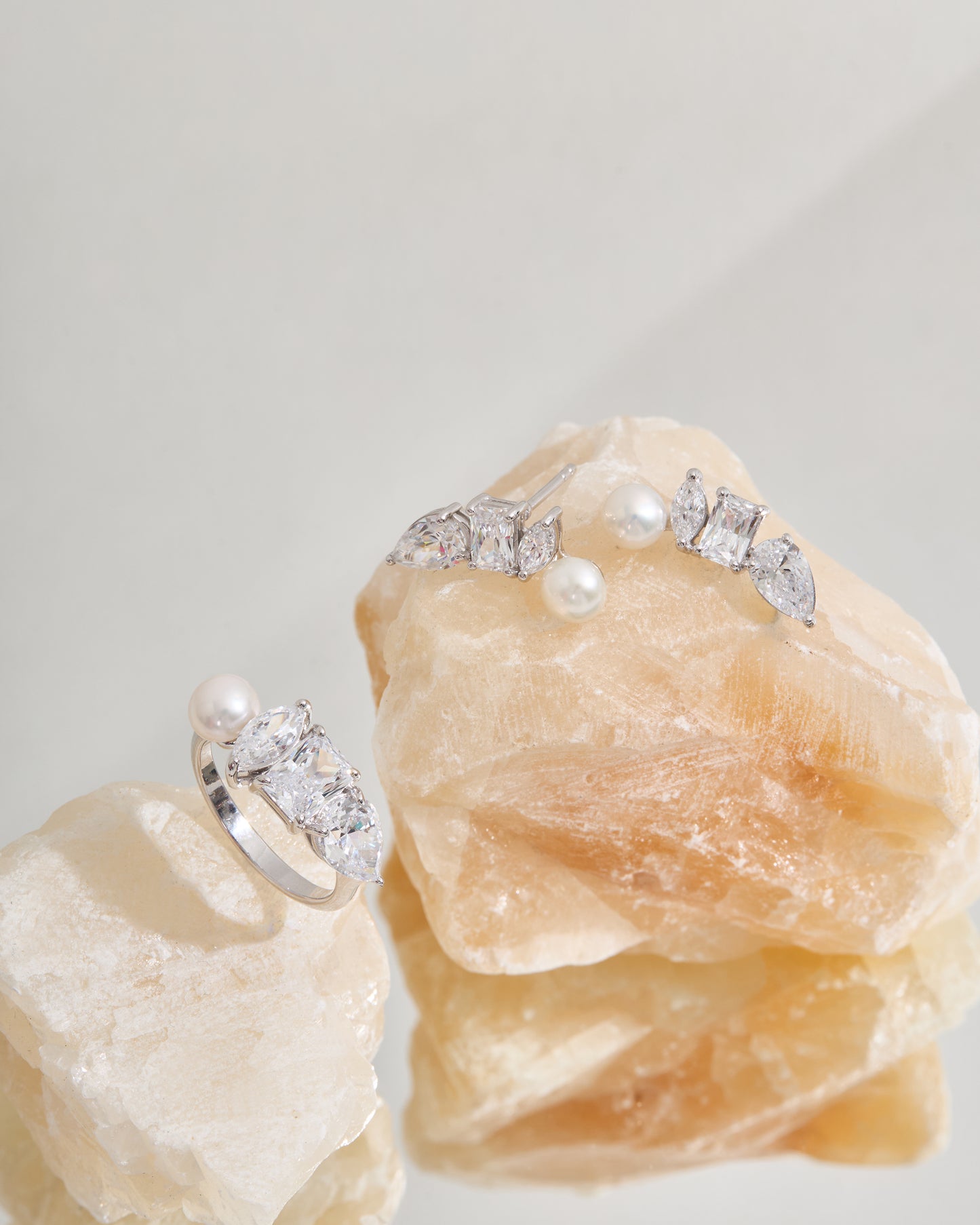 Glintz Celestial Earrings