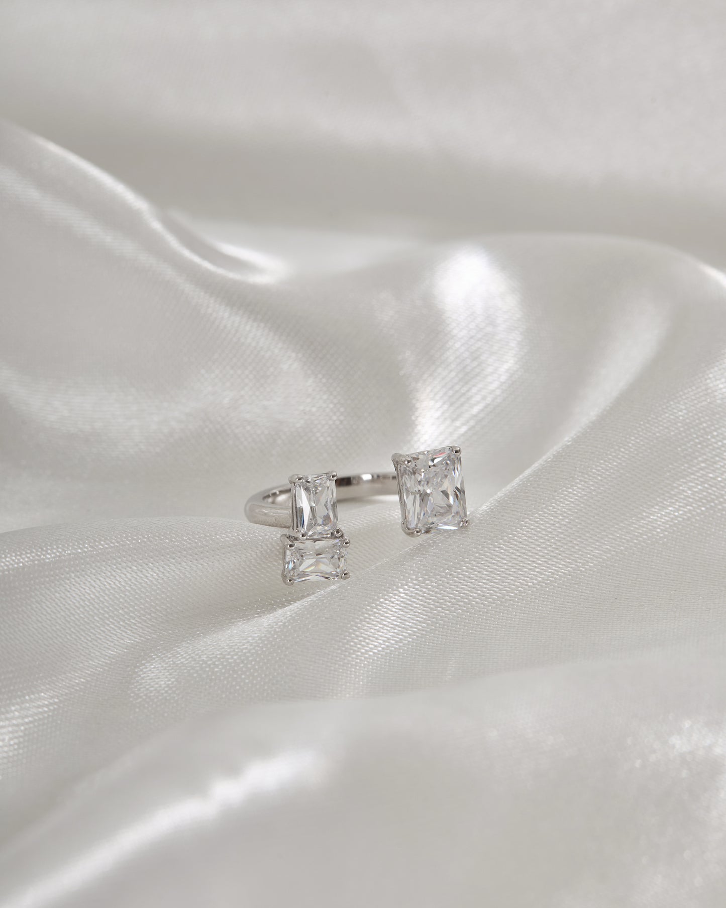Glintz Geometric Grace Emerald Cut Ring