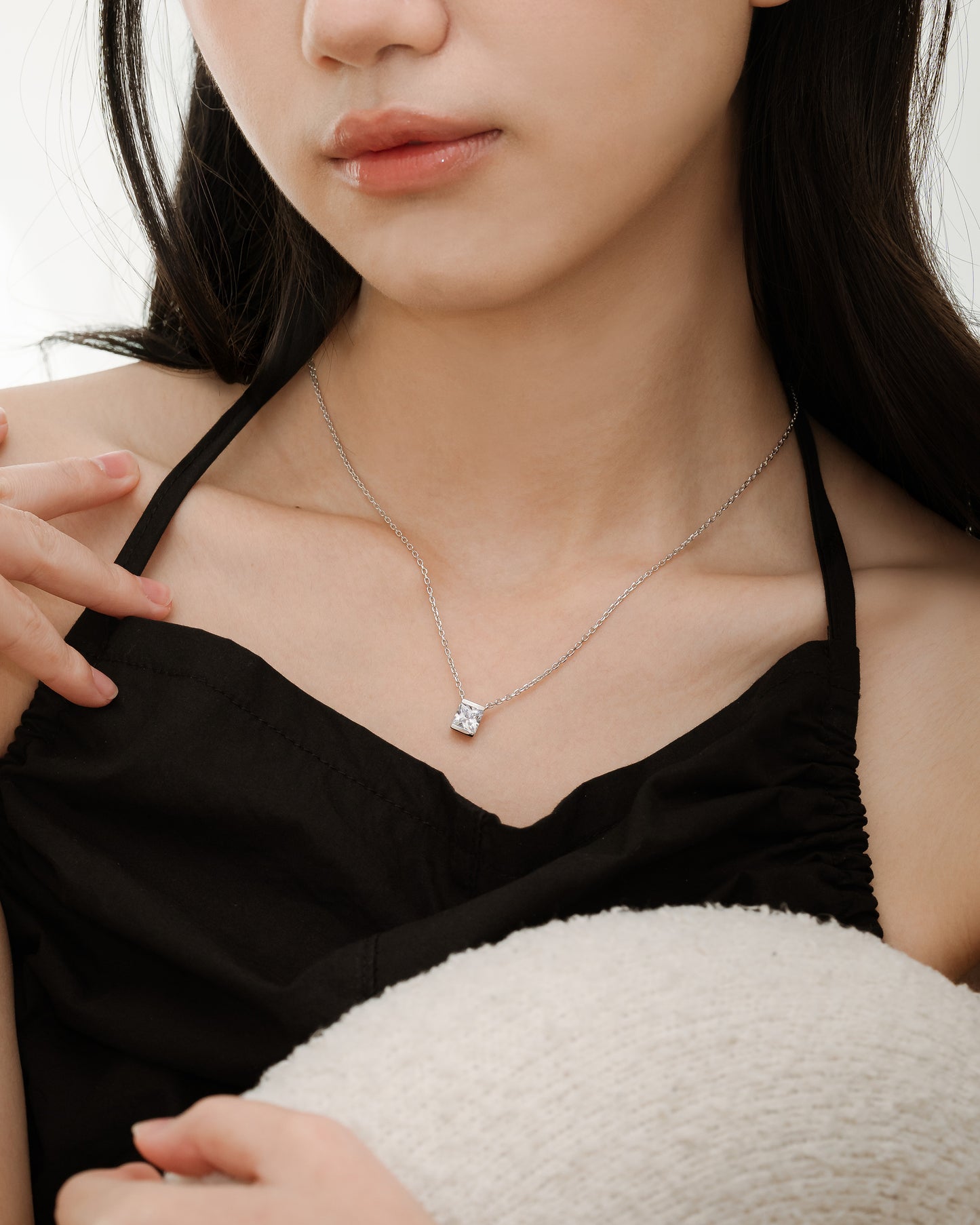 Glintz Bare Necklace