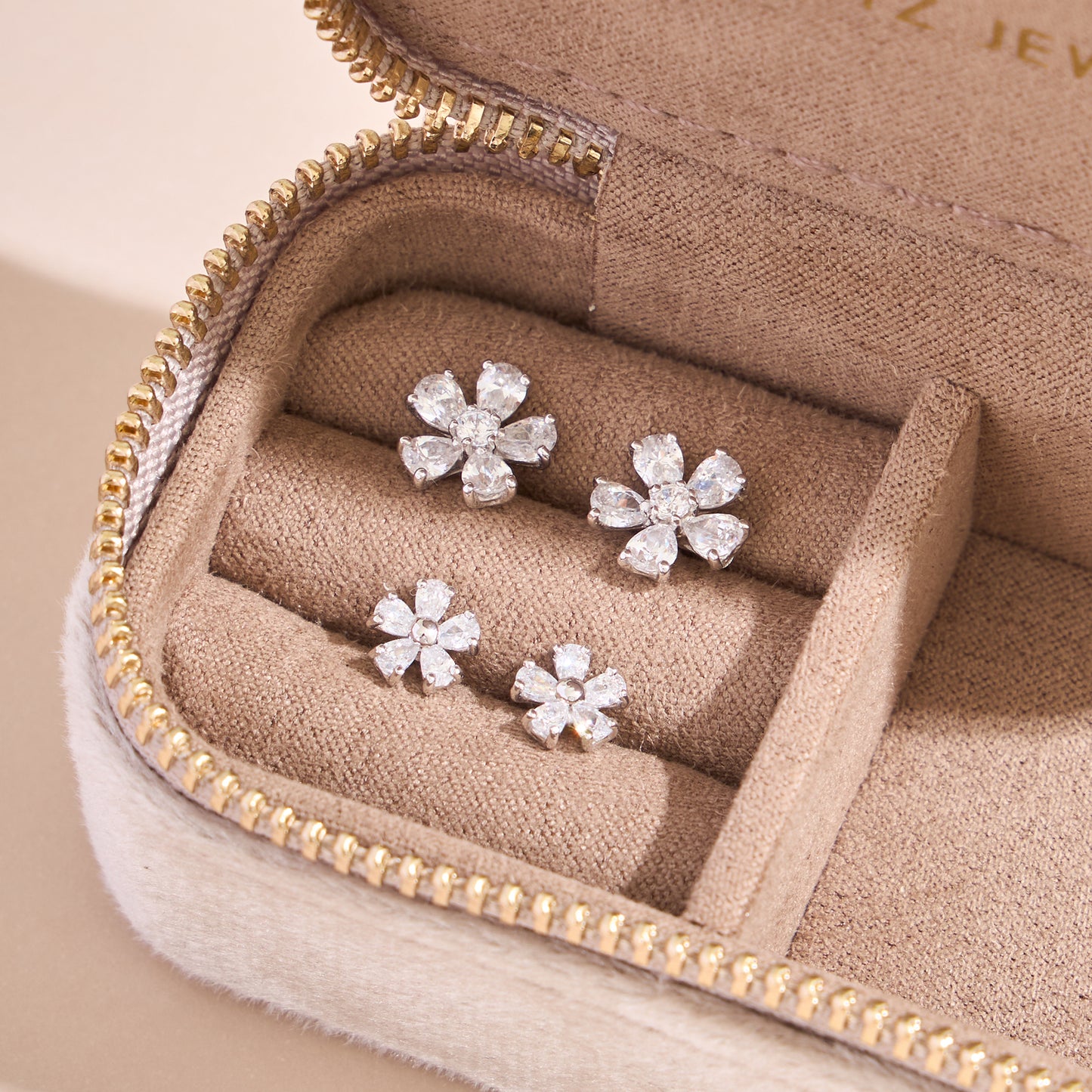 Glintz Forget Me Not Flower Stud Earrings 0.7cm