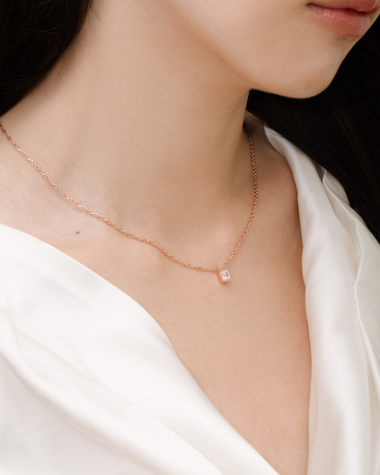 Glintz Bare Necklace