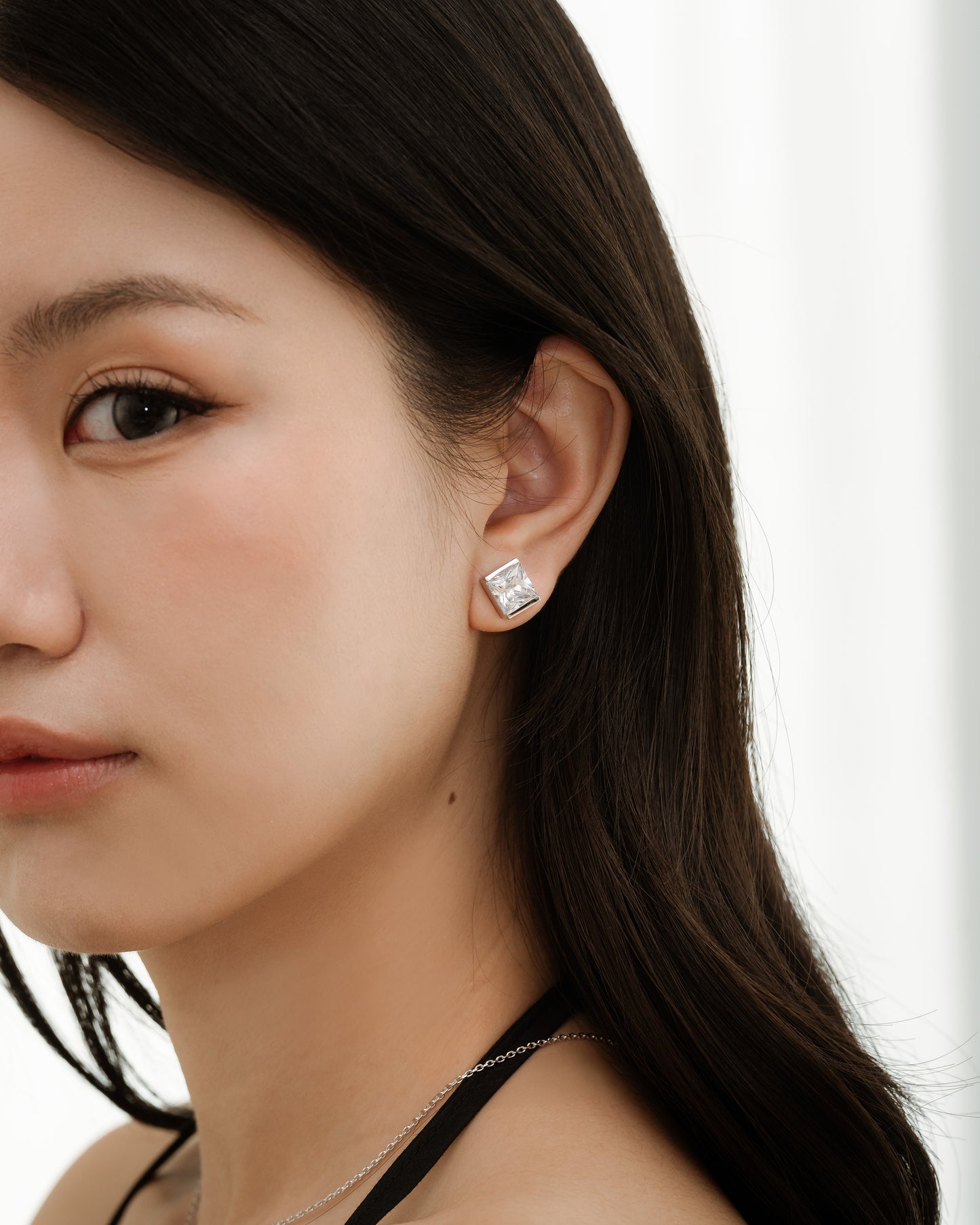 Glintz Bare Stud Earrings