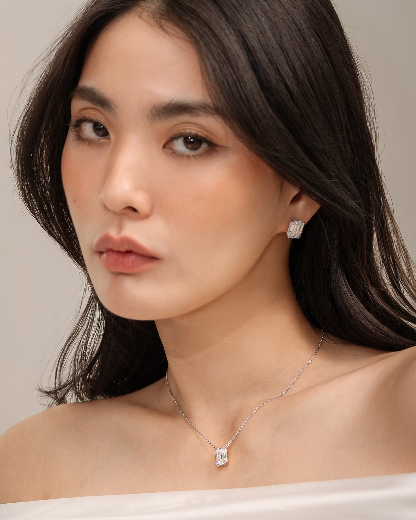Glintz Eternal Emerald Stud Earrings